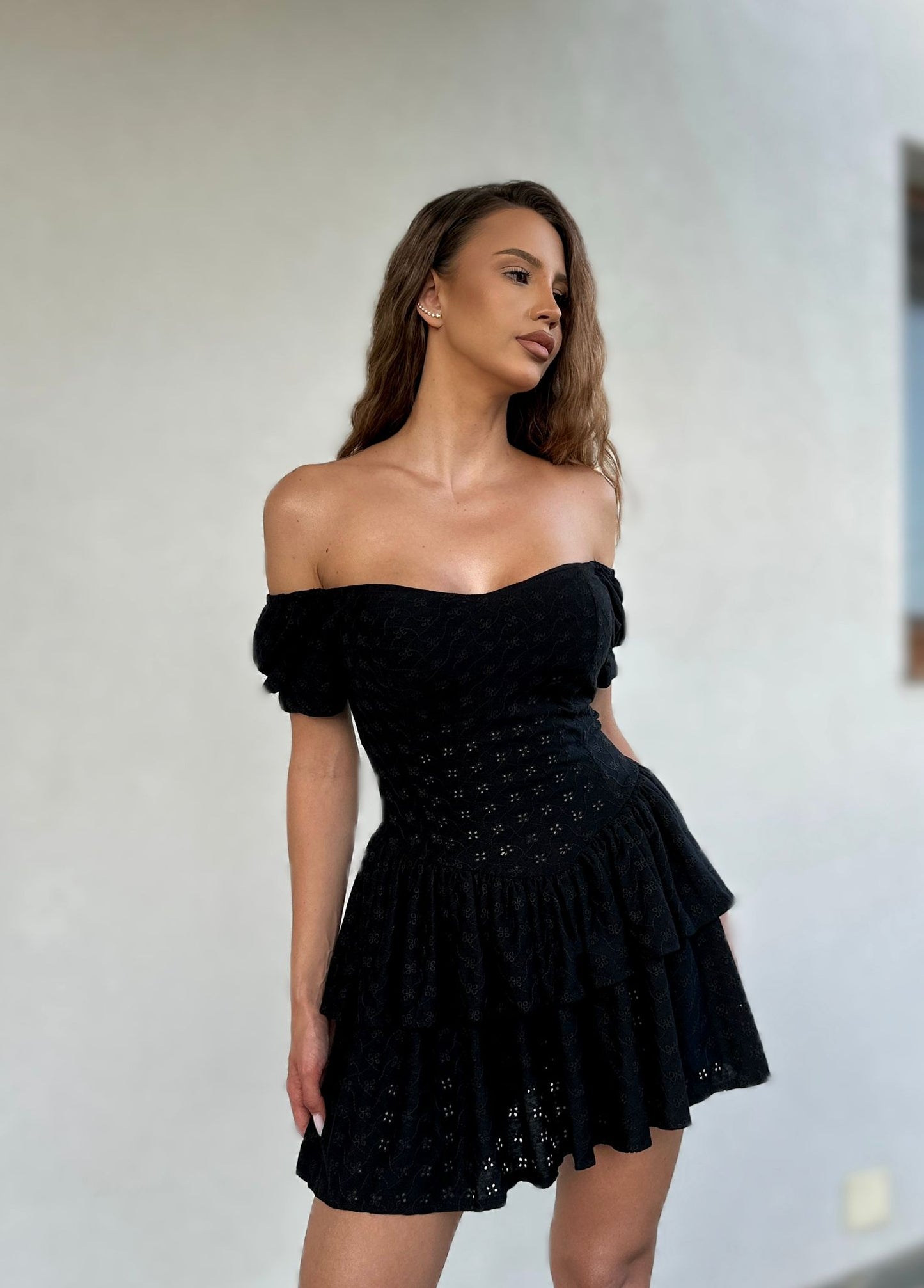 Rochie cu Detalii Brodate